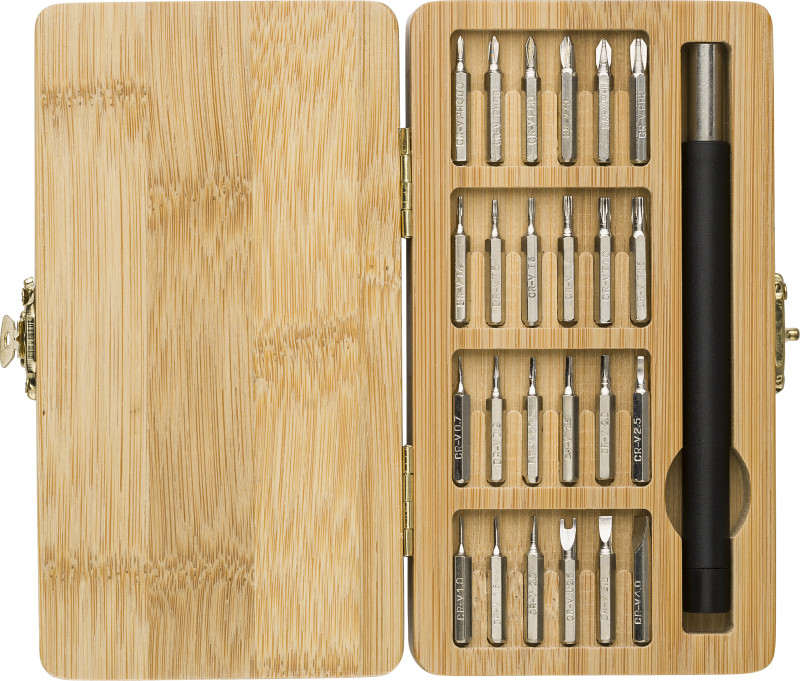 1014898_foto-2-bamboo-toolset-willow-low-resolution