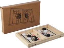 lesena igra izstreljevalec