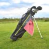 Golf brisača z žepkom za žogico